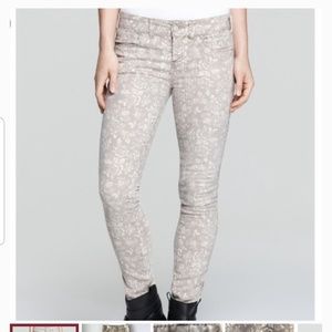 Free People Millennium Floral skinny jeans size 29